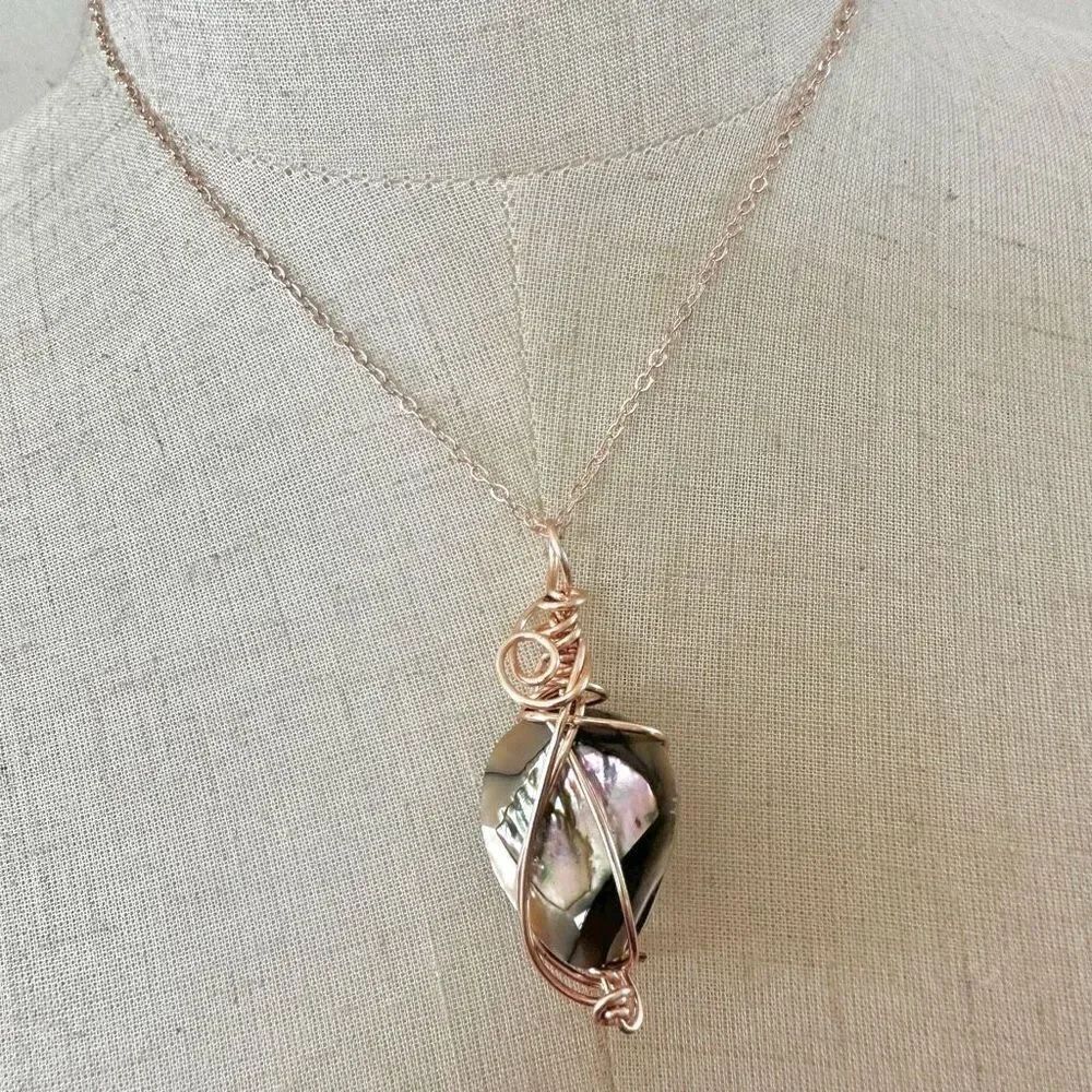Abalone wire wrapped pendant necklace